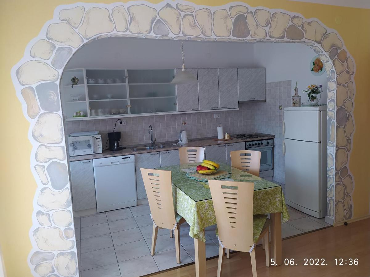 Apartment Sara Novi Vinodolski Luaran gambar